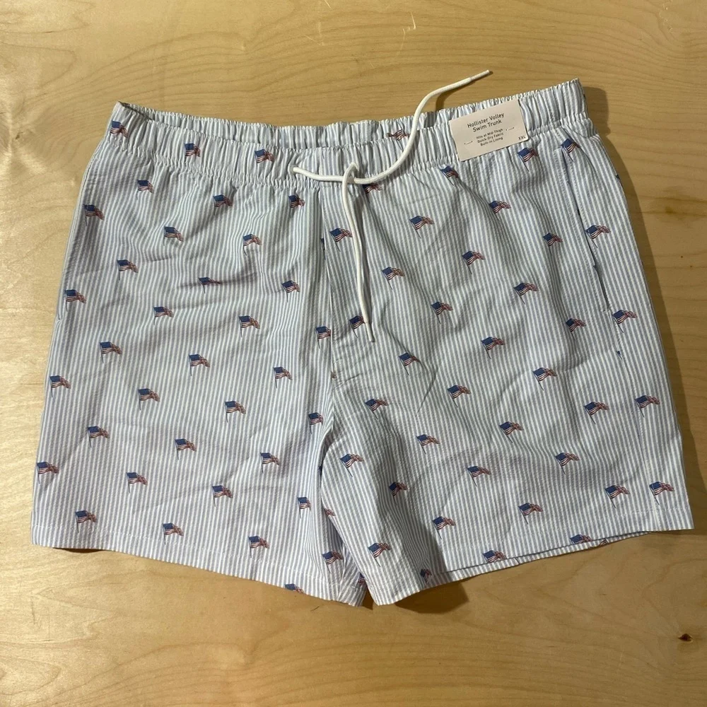 Hollister Volley White and Blue Patterned Swim Trunks XXL (CI)